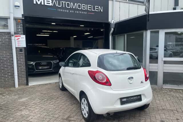 Ford Ka (2011) thumbnail 6