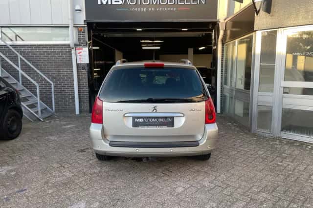 Peugeot 307 SW (2004) thumbnail 5
