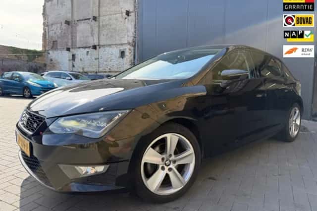 SEAT Leon (2017) thumbnail 1