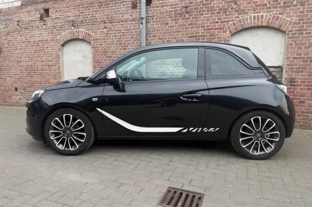 Opel Adam (2016) thumbnail 3