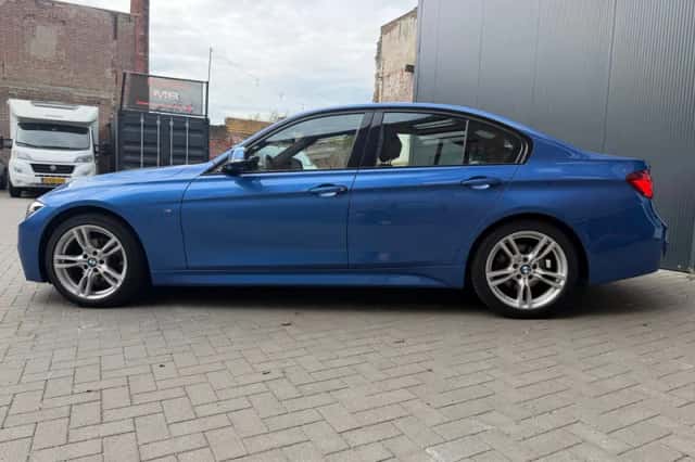 BMW 3-Serie (2018) thumbnail 4