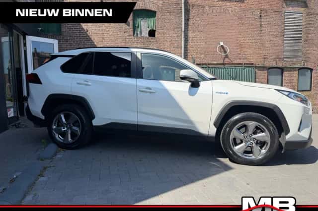 Toyota RAV4 (2020) thumbnail 6