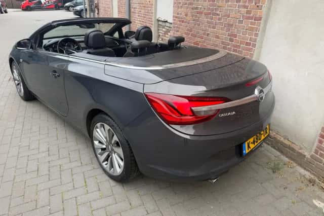 Opel Cascada (2015) thumbnail 5