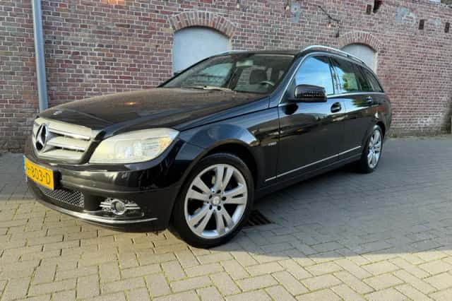 Mercedes-Benz C-Klasse (2009) thumbnail 1