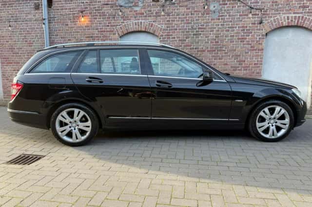 Mercedes-Benz C-Klasse (2009) thumbnail 5