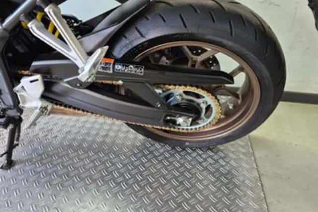 Honda CB (2023) thumbnail 4