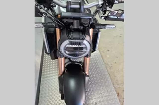 Honda CB (2023) thumbnail 5