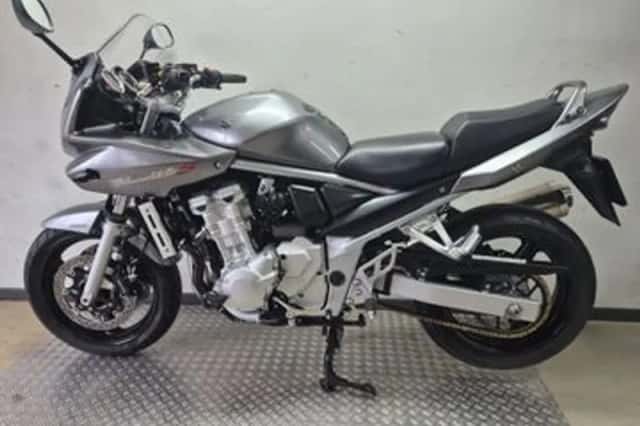 Suzuki BANDIT (2010) thumbnail 1