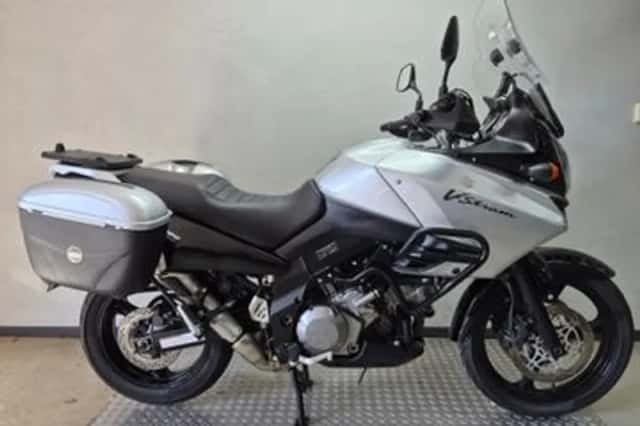 Suzuki V-STROM (2005) thumbnail 1