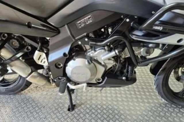 Suzuki V-STROM (2005) thumbnail 5