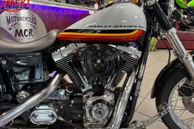 HARLEY-DAVIDSON STREETBOB (2004) thumbnail 4