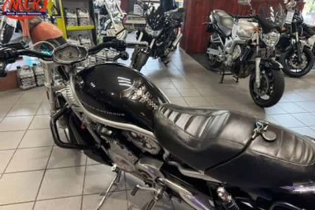 HARLEY-DAVIDSON V-ROD (2005) thumbnail 6