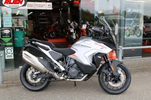 KTM 1290 (2024) thumbnail 1