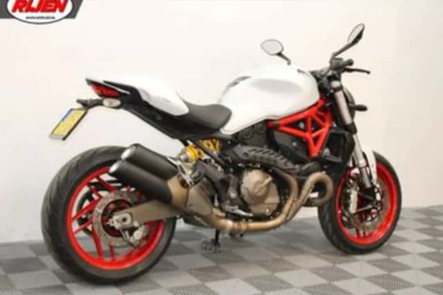 DUCATI MONSTER (2016) thumbnail 4