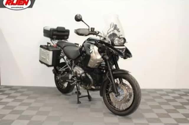 BMW R (2012) thumbnail 1