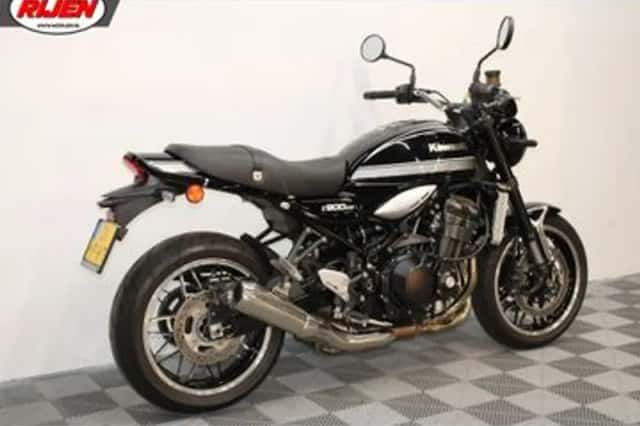 KAWASAKI Z900RS (2021) thumbnail 3