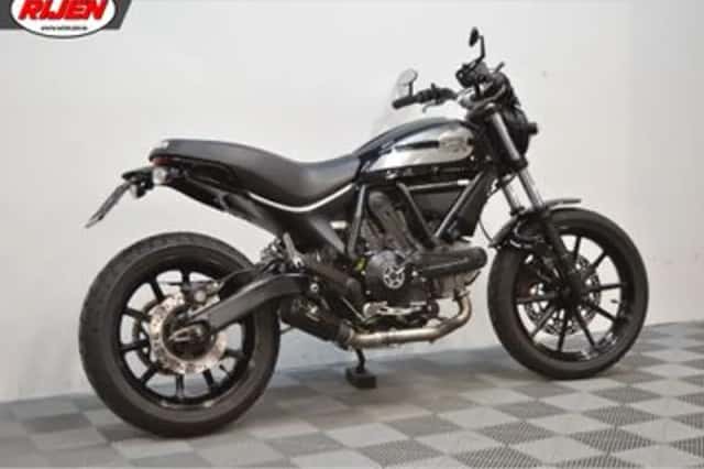 DUCATI SCRAMBLER (2017) thumbnail 4