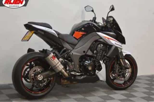 KAWASAKI Z1000 (2012) thumbnail 4