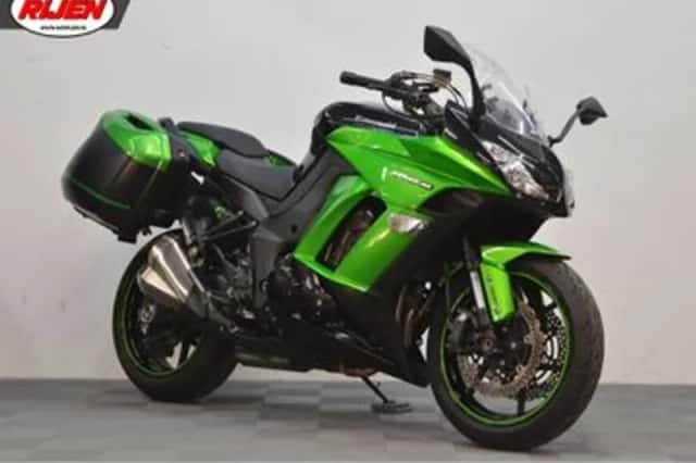 KAWASAKI Z (2015) thumbnail 1