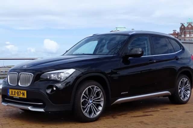 BMW X1 (2010) thumbnail 4