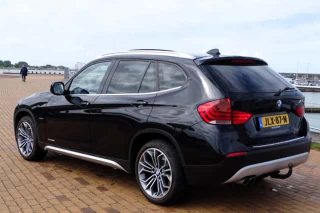BMW X1 (2010) thumbnail 6