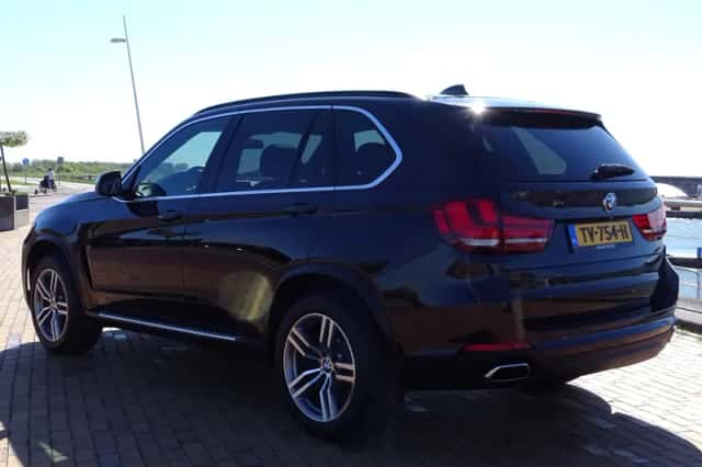 BMW X5 (2014) thumbnail 6