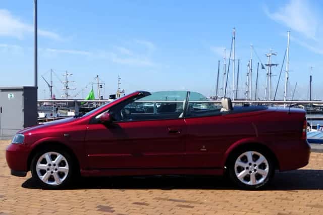 Opel Astra (2004) thumbnail 5