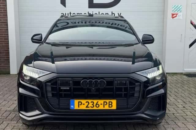 Audi Q8 (2021) thumbnail 6