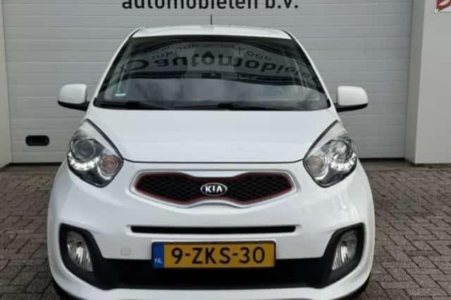 Kia Picanto (2015) thumbnail 2