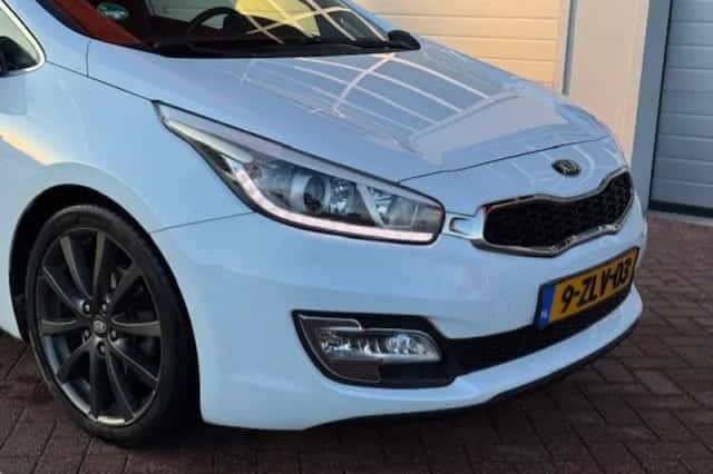 Kia Pro Cee'd (2015) thumbnail 6