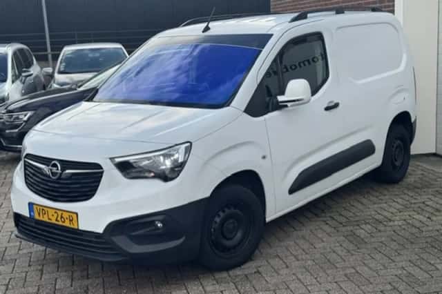 Opel Combo (2022) thumbnail 4