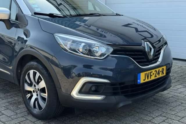 Renault Captur (2019) thumbnail 4