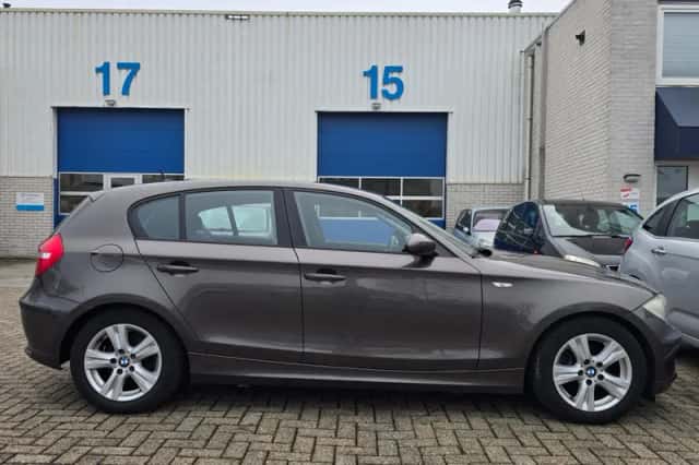 BMW 1-Serie (2007) thumbnail 4