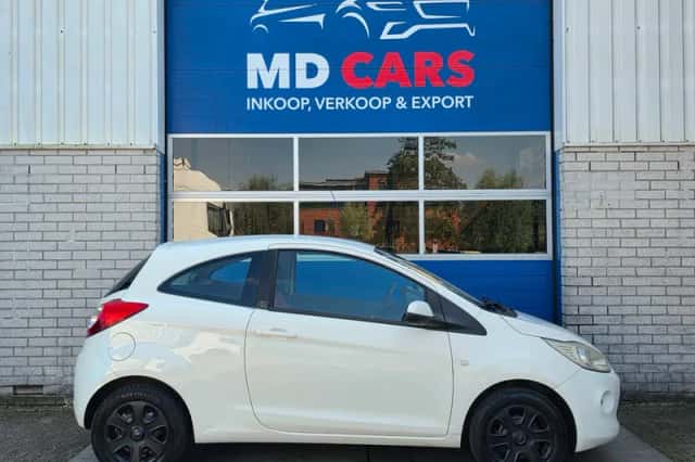 Ford Ka (2010) thumbnail 4