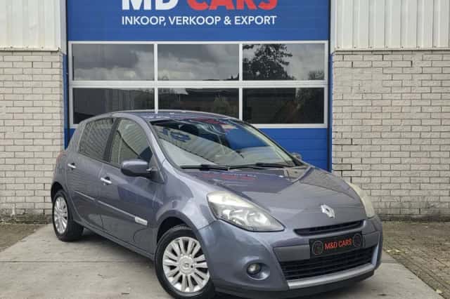 Renault Clio (2012) thumbnail 3