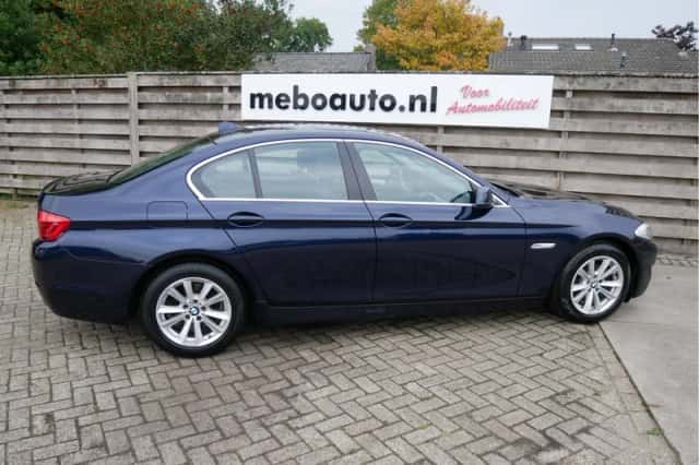 BMW 5-Serie (2011) thumbnail 3