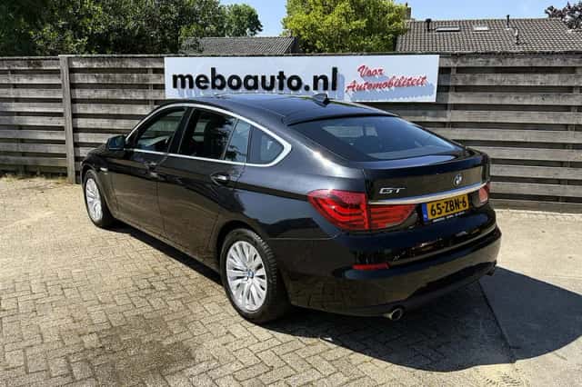 BMW 5-Serie (2012) thumbnail 2