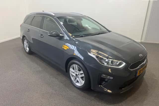 Kia Ceed (2019) thumbnail 1