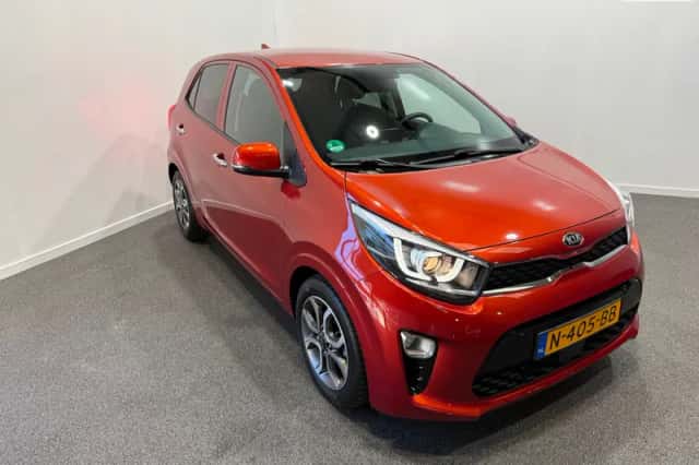 Kia Ceed (2019) thumbnail 2