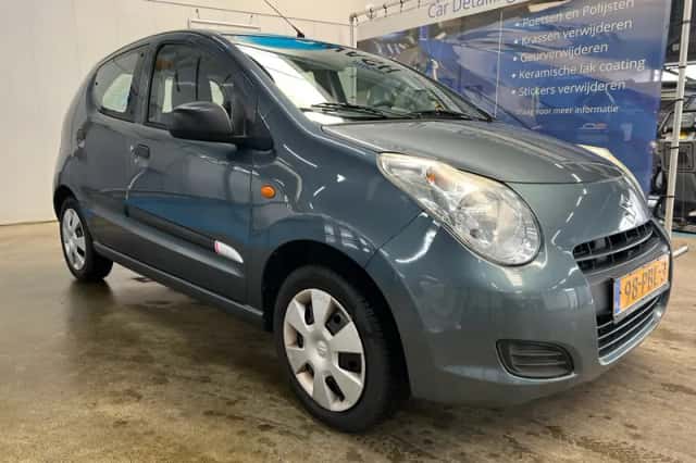 Suzuki Alto (2011) thumbnail 2