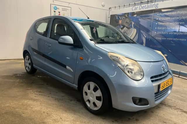 Suzuki Alto (2011) thumbnail 2