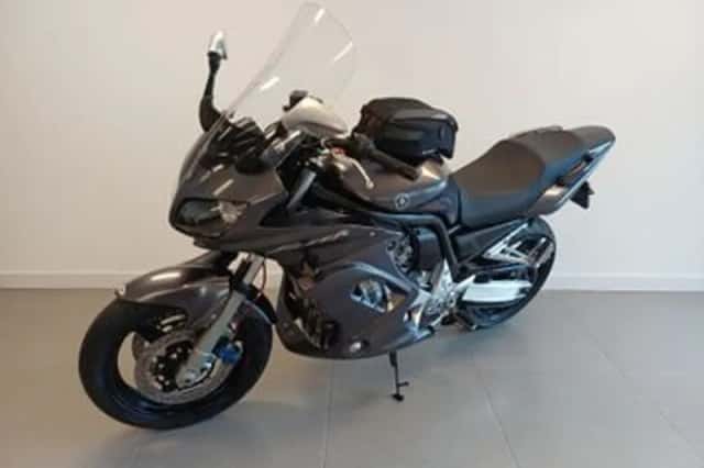 YAMAHA FZS (2005) thumbnail 6