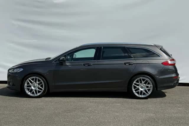 Ford Mondeo (2015) thumbnail 4