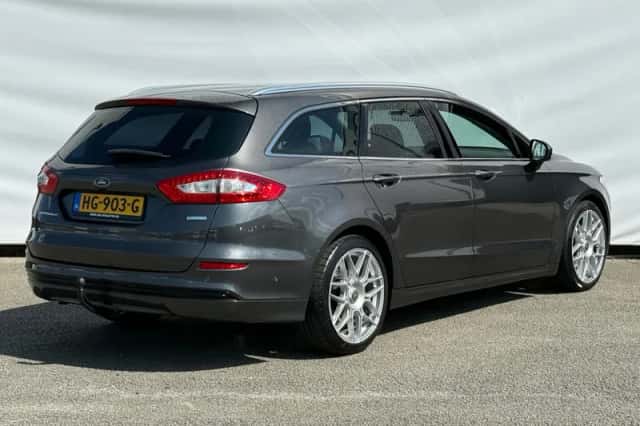 Ford Mondeo (2015) thumbnail 5