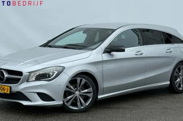 Mercedes-Benz CLA-Klasse (2016) thumbnail 1