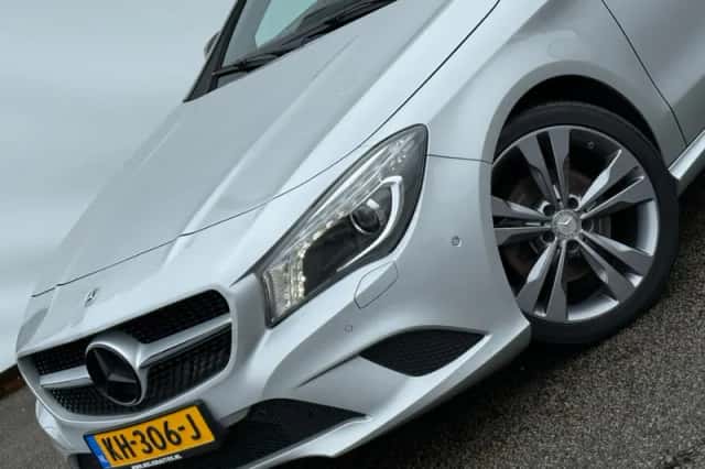 Mercedes-Benz CLA-Klasse (2016) thumbnail 5