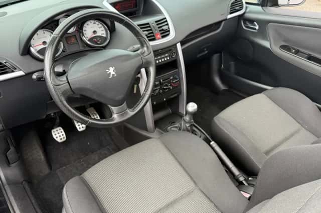 Peugeot 207 (2008) thumbnail 2