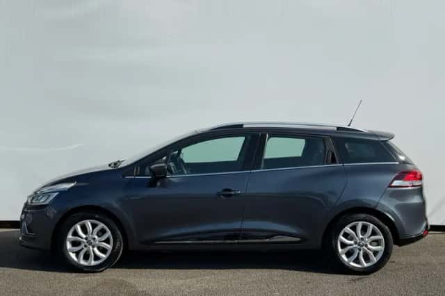 Renault Clio (2019) thumbnail 3