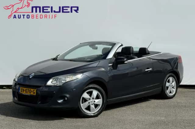 Renault Mégane (2012) thumbnail 2