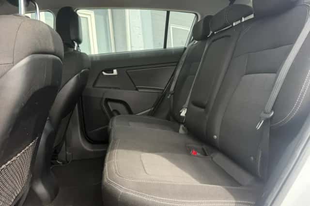 Kia Sportage (2015) thumbnail 5